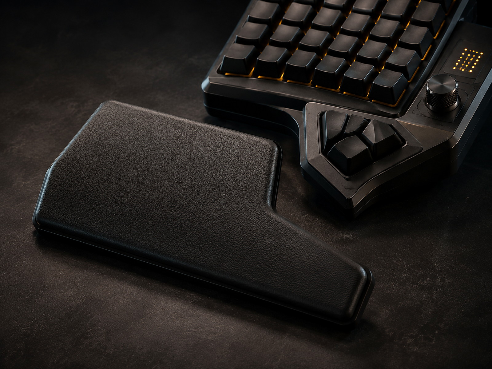FIFIFUN X7 wrist rest